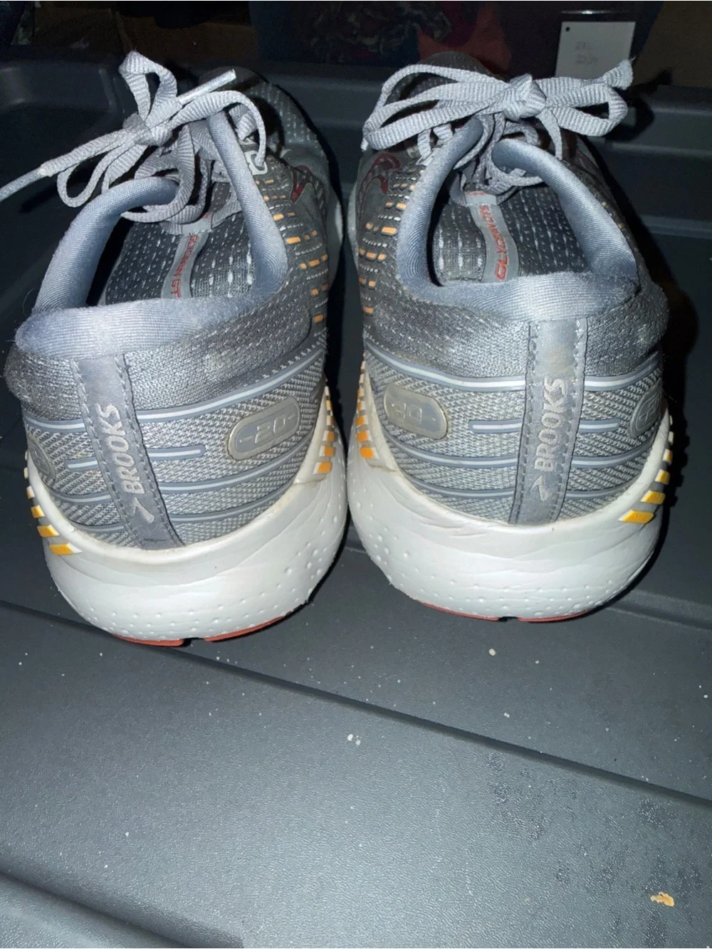 Brooks mesh rubber breathable